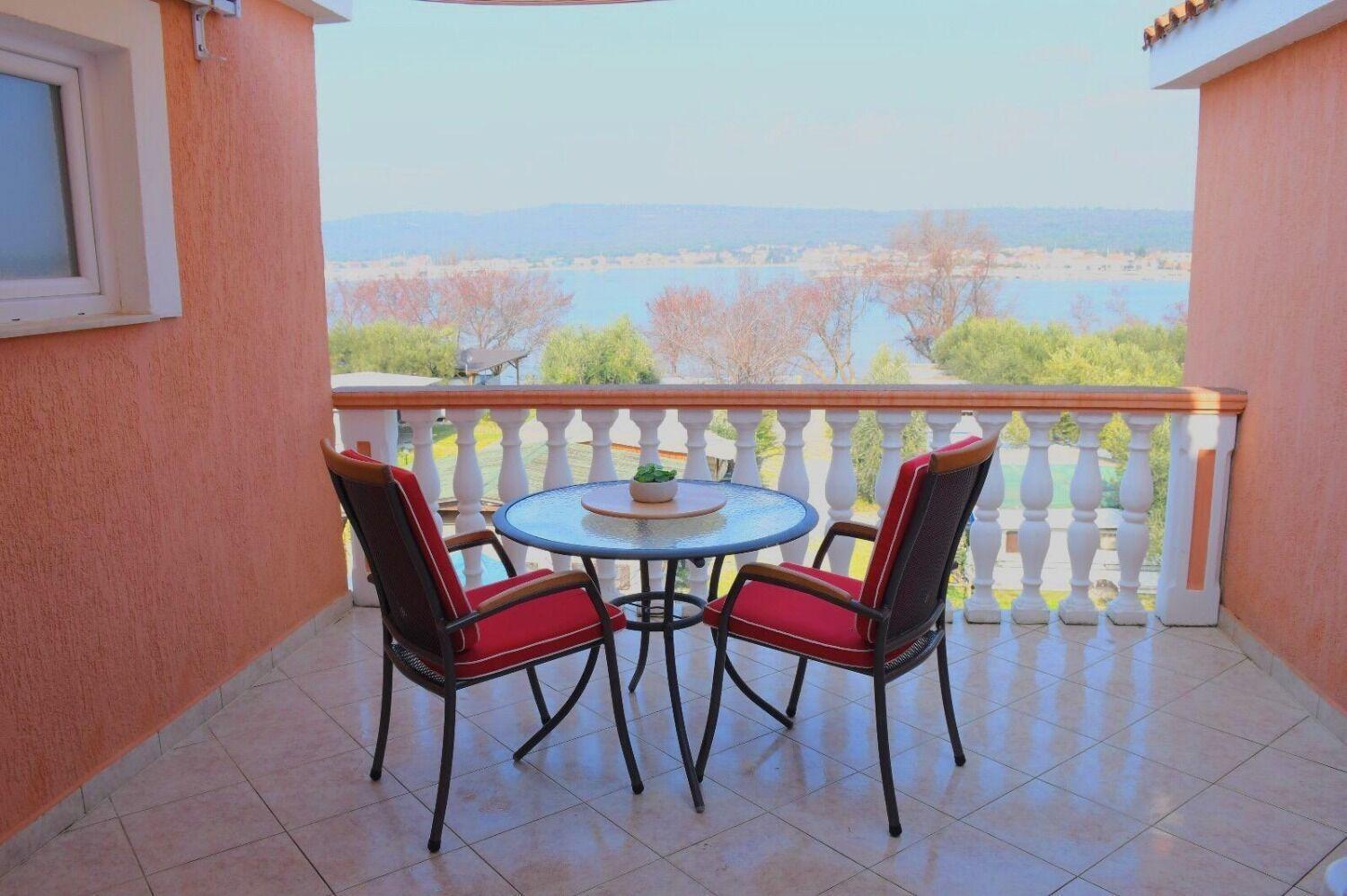 Apartments Darko - 30 M From Beach Sukošan Dış mekan fotoğraf